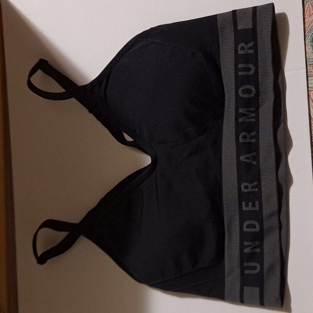 Sports bra
